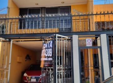 Casa de 4 habitaciones, Zapopan · Casa en Venta Fracc La Estancia, Cerca de Parque, Amplios Espacios Inmejorable Ubicación