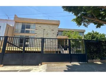 Casa de 5 habitaciones, Naucalpan de Juárez · Venta de Casa en Circuito Novelistas, Fernández de Lizardi, Naucalpan de Juárez