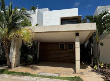 Casa · 180ha · 3 Recámaras · 2 Estacionamientos · Casa en Residencial Aqua en Venta