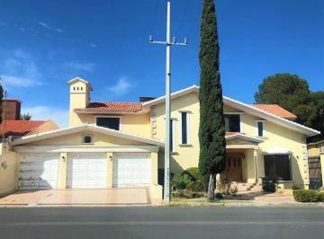 Oficina · 1000m² · 11 Estacionamientos · Casa en Renta Para Oficinas en Quintas del Sol