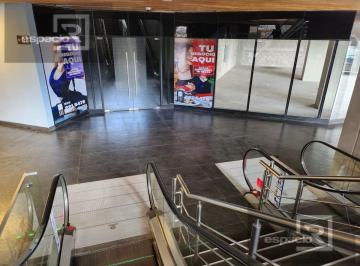 Local comercial · 538m² · Local Para Restaurante en Renta en Azenzo Center