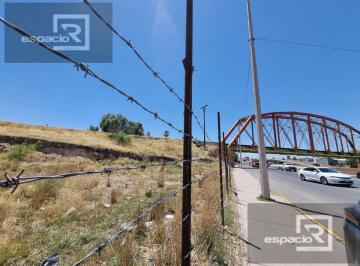 Terreno / Lote · 1045m² · Terreno en Venta Comercial Sobre Teofilo Borunda y La Junta