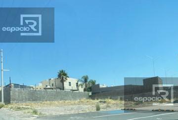 Terreno / Lote · 776m² · Terreno en Venta a Unos m de La Teofilo Borunda