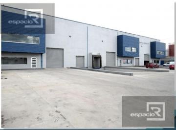 Bodega comercial · 1010m² · Bodega en Renta en Fuentes Mares