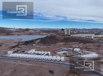 Casa · 203m² · Casa en Venta a un Costado de La Presa Rejon Opcion a Una Cuarta Recamara