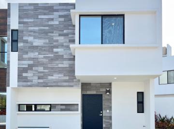 Casa en condominio de 3 habitaciones, Benito Juárez · Preciosa Casa Nueva en Av Huayacan Cancún