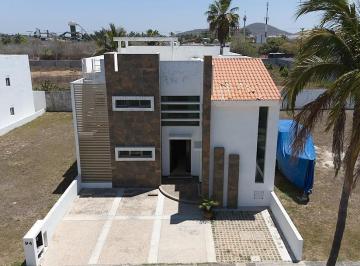 Departamento · 2 Recámaras · 1 Estacionamiento · Casa en Cerritos Resort, Mazatlán Sinaloa.