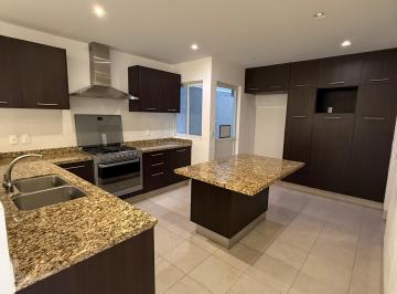 Casa de 3 habitaciones, León · Casa con 185 m² Superficie de Terreno, 3 Recámaras en Venta en El Mayorazgo