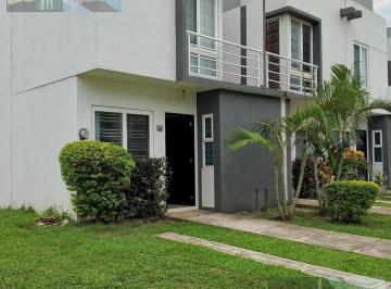 Casa · 82m² · 3 Recámaras · 1 Estacionamiento · Casa en Ara Crystal Lagoons