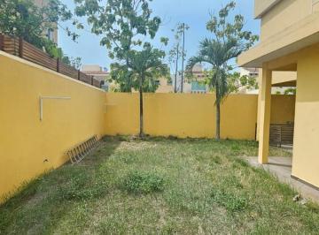 Casa · 293m² · 3 Recámaras · 4 Estacionamientos · Casa en Venta en Puerta Magna