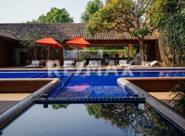 Casa · 750m² · 4 Recámaras · 4 Estacionamientos · Casa en Venta - (4)