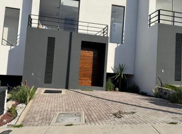 Casa de 3 habitaciones, El Marqués · Casa Palermo en Venta en Zicura Zibata