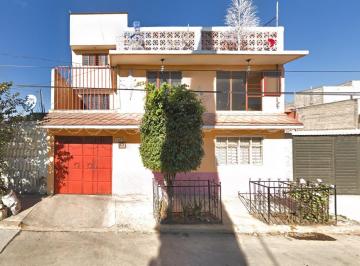 Casa de 4 habitaciones, Nezahualcóyotl · Casa en Venta en Estado de México, 57210 Cdad. Nezahualcóyotl, Méx