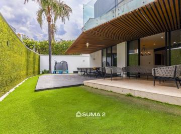 Casa de 5 habitaciones, Zapopan · Casa en Valle Real en Venta