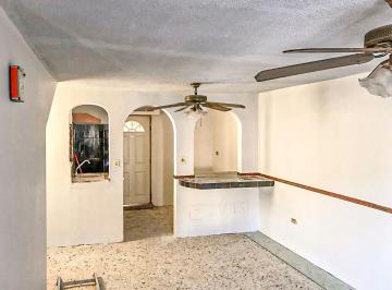 Casa de 3 habitaciones, Santa Catarina · Casa en Venta en Santa Catarina