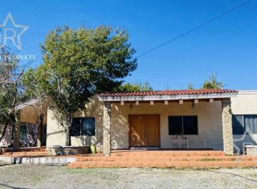 Bodega comercial · 314613m² · 2 Recámaras · 30 Estacionamientos · Rancho en Venta, Negociable, Frente a Carretera, Linares Nuevo León