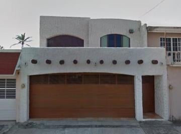 Casa de 3 habitaciones, Veracruz · Venta de Casa en Floresta Veracruz