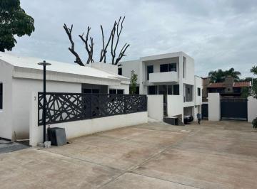 Casa · 107m² · 2 Recámaras · 2 Estacionamientos · Estrene Casa de 1 Nivel