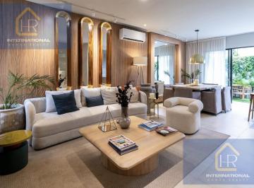 Casa · 153m² · 3 Recámaras · 1 Estacionamiento · Casa en Selvanova Residencial Playa del Carmen