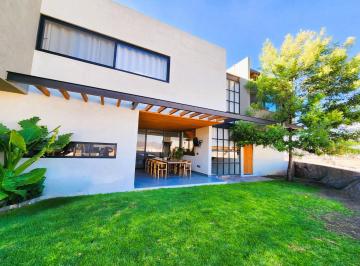 Casa de 3 habitaciones, Querétaro · Casa Premium en La Cumbre, Cumbres del Lago, 3 Recámaras, Estudio y Vista Increíble