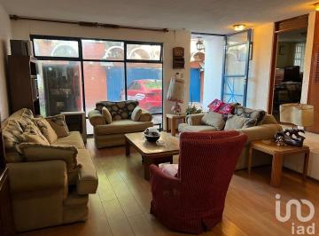 Casa · 340m² · 4 Recámaras · 3 Estacionamientos · Casa en Venta, Benito Juarez