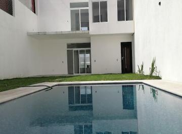 Casa de 3 habitaciones, Emiliano Zapata · Casa en Venta en Las Brisas Temixco Junto Al Coral Club Alberca