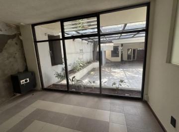Edificio , Miguel Hidalgo · Edificio con Uso de Suelo Oficinas 556 m² San Miguel Chapultepec