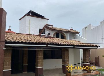 Casa de 4 habitaciones, San Andrés Cholula · Venta de Casa en La Mision