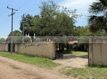 Rancho · 215m² · 2 Recámaras · 10 Estacionamientos · Rancho en Venta en La Boca