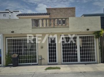Casa · 178m² · 3 Recámaras · 2 Estacionamientos · Casa en Venta - (4)