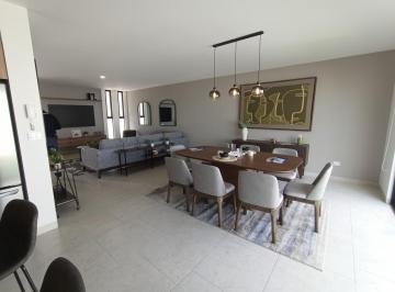 Casa · 159m² · 3 Recámaras · 2 Estacionamientos · Casa en Venta en Cañadas del Arroyo con 3 Rec y Opcion a Roof Garden