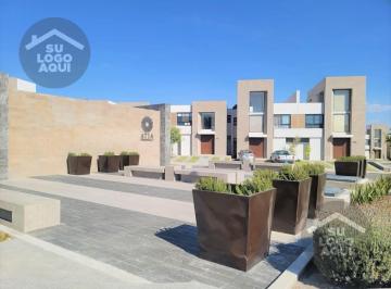 Casa en condominio · 174m² · 3 Recámaras · 2 Estacionamientos · Casa Renta - Altos Juriquilla