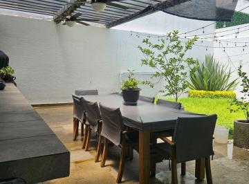 Casa · 350m² · 3 Recámaras · 2 Estacionamientos · Casa - Cumbres del Cimatario