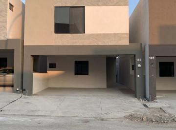 Casa · 183m² · 3 Recámaras · 2 Estacionamientos · Casa en Fraccionamiento Cumbres Calzadas
