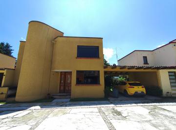 Fachada frontal · Casa en Privada