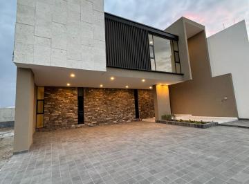 Casa de 3 habitaciones, León · Casa en Venta o Renta en La Campiña del Bosque con Alberca