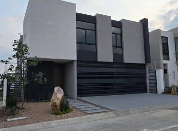 Casa de 3 habitaciones, León · Casa Nueva en Renta en Condominio 13 El Molino Residencial, Leon Gto
