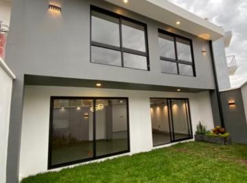 Casa de 3 habitaciones, Xalapa · En Monte Magno Nueva 3 Habitaciones 4.5 Baños Cochera Para 2 Autos