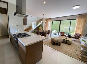 Casa de 3 habitaciones, García · Casa en Venta en Arriba de Av Leones