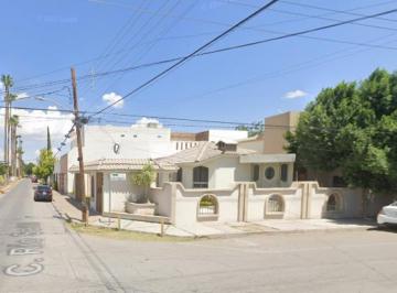 Casa de 4 habitaciones, Torreón · Casa en Navarro, Torreón, Coahuila