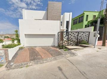 Casa de 3 habitaciones, Chihuahua · Casa en Venta en Chiuahua