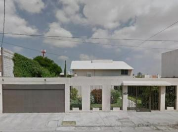 Casa de 6 habitaciones, Torreón · Casa en Navarro, Torreón Coahuila