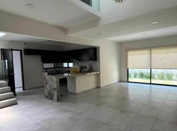 Casa de 3 habitaciones, Alvarado · Casa en Renta en Lomas Residencial Cerca de Plaza El Dorado