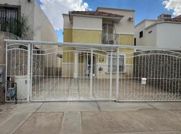 Casa · 175m² · 3 Recámaras · 2 Estacionamientos · Casa en Renta Valle de Sol Cd. Juarez Chih.
