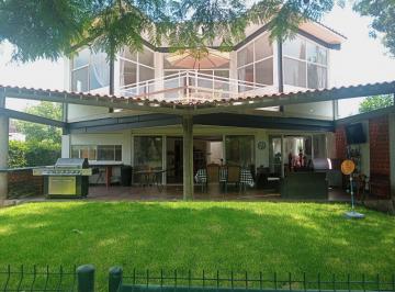 Casa de 4 habitaciones, San Juan del Río · Casa en Venta en El Club de Golf San Gil Querétaro
