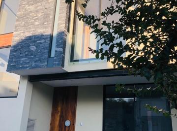 Casa en condominio de 3 habitaciones, Zapopan · Casa en La Cima, en El Coto a con Excelente Distribucion