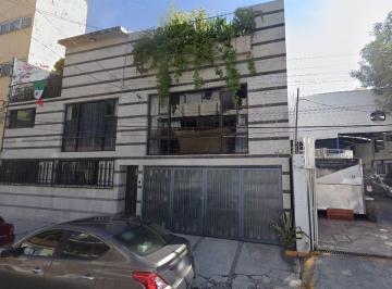 Casa de 4 habitaciones, Cuauhtémoc · Casa en Venta en Calle Monclova en Roma Sur, Cuauhtémoc.
