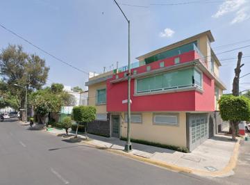 Casa de 4 habitaciones, Coyoacán · Casa en Venta en Campestre Churubusco