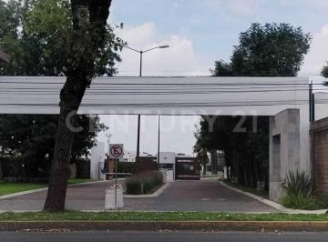 Casa · 183m² · 2 Recámaras · 2 Estacionamientos · Casa en Venta Sendero del Fresno - Zona Hermanos Serdan