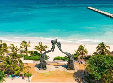 Terreno / Lote · 240m² · Venta de Terreno Av 10 y 15 Norte Playa del Carmen